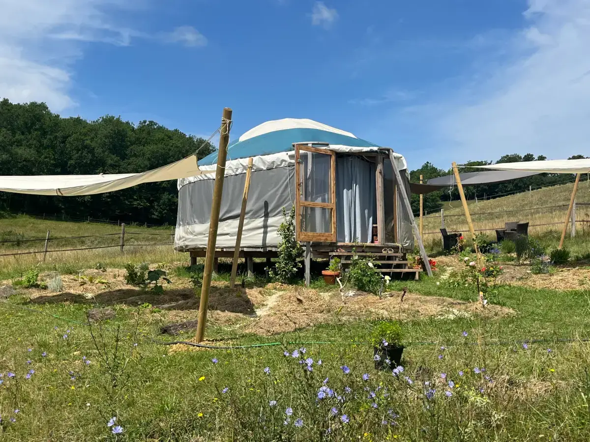 Location nuit insolite yourte proche de Mont-de-Marsan